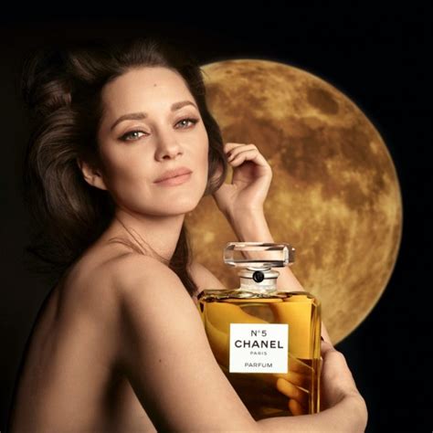 song in chanel no 5 commercial|Chanel no 5 advert song.